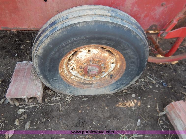 image for item I5033 International Harvester McCormick 46 small square baler