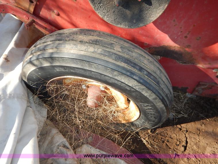 image for item I5033 International Harvester McCormick 46 small square baler