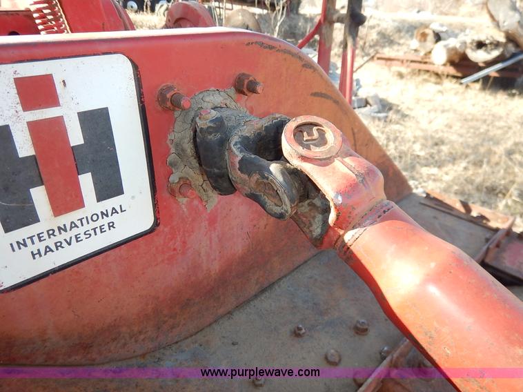 image for item I5033 International Harvester McCormick 46 small square baler