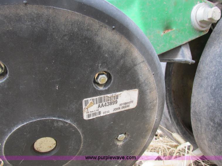 image for item K2041 John Deere 7000 planter