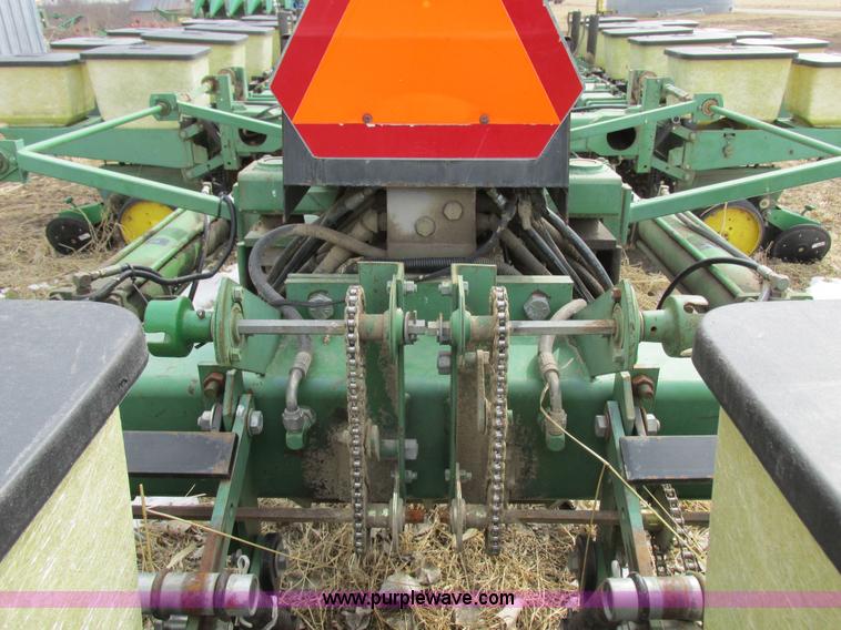 image for item K2041 John Deere 7000 planter