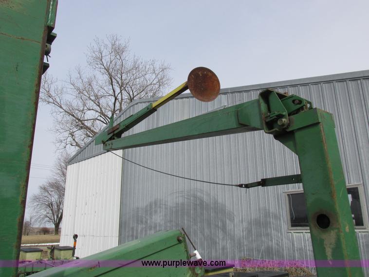 image for item K2041 John Deere 7000 planter