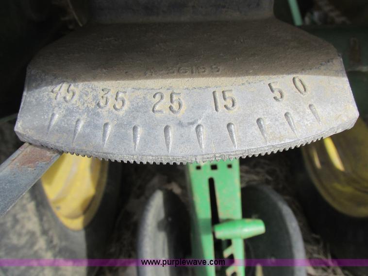 image for item K2041 John Deere 7000 planter