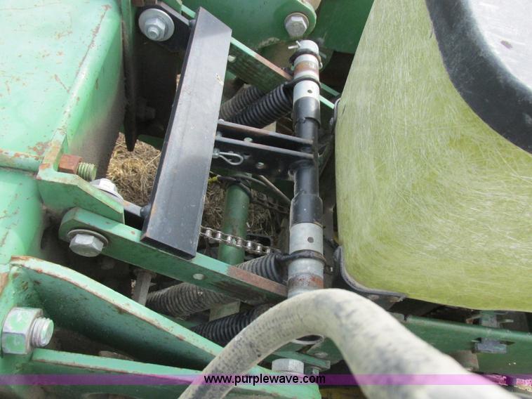 image for item K2041 John Deere 7000 planter