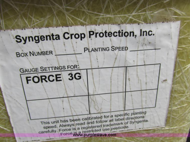 image for item K2041 John Deere 7000 planter