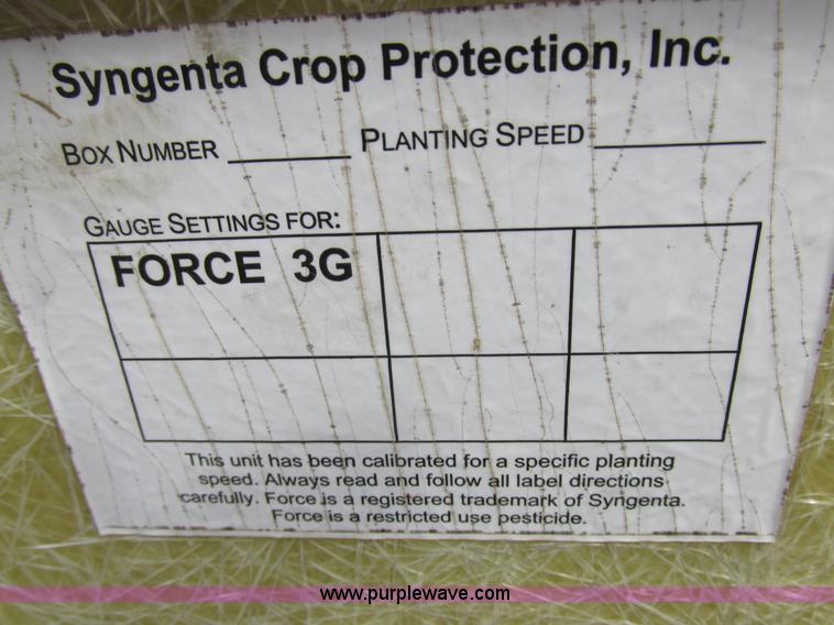 image for item K2041 John Deere 7000 planter