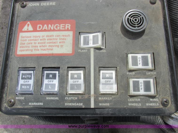 image for item K2041 John Deere 7000 planter