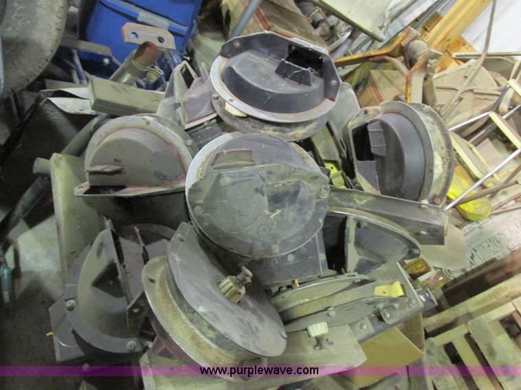 image for item K2041 John Deere 7000 planter