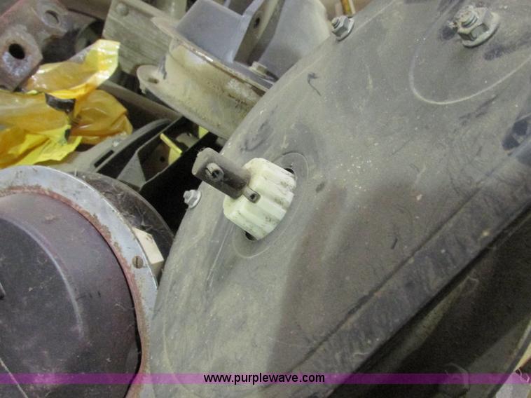 image for item K2041 John Deere 7000 planter