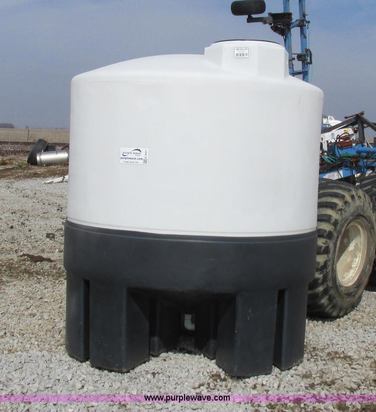 image for item K2051 1,050 gallon tank