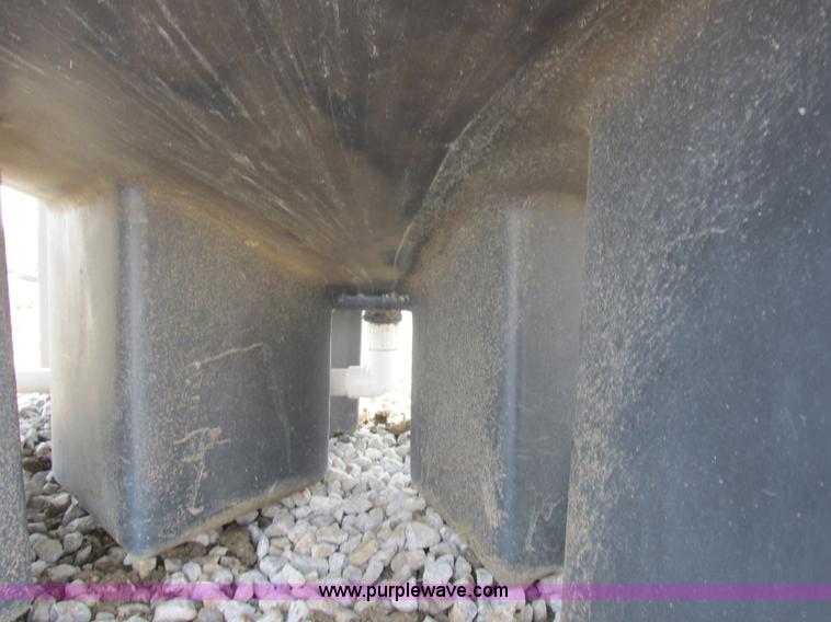 image for item K2051 1,050 gallon tank