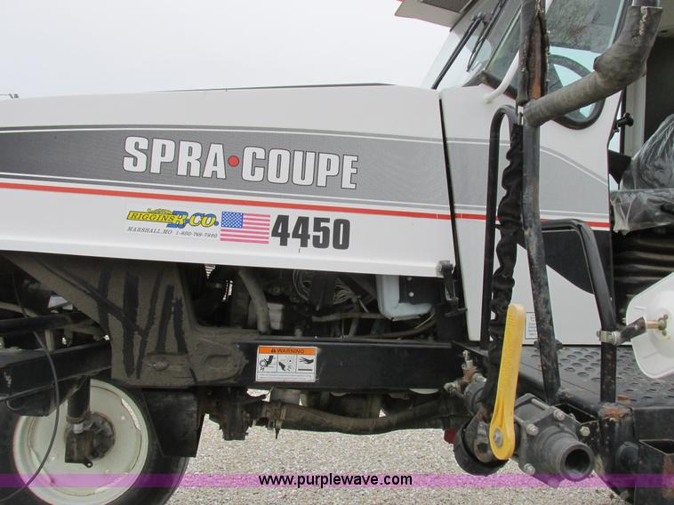image for item K2062 2005 SpraCoupe 4450 self-propelled sprayer