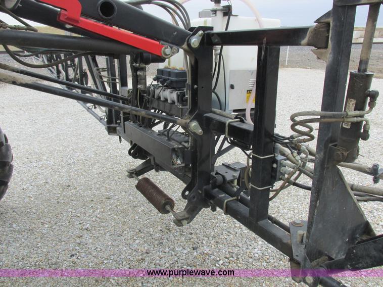 image for item K2062 2005 SpraCoupe 4450 self-propelled sprayer