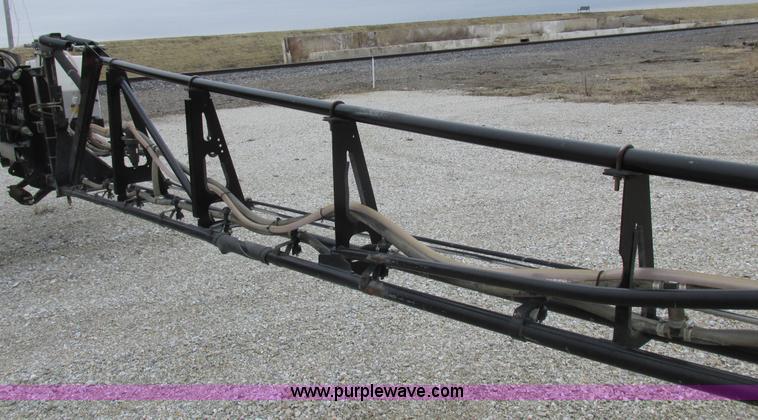 image for item K2062 2005 SpraCoupe 4450 self-propelled sprayer