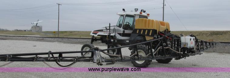 image for item K2062 2005 SpraCoupe 4450 self-propelled sprayer