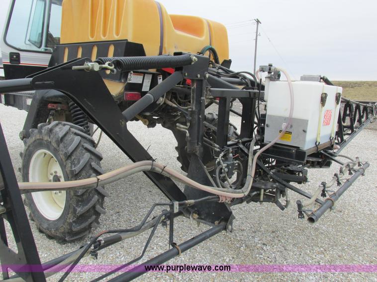image for item K2062 2005 SpraCoupe 4450 self-propelled sprayer