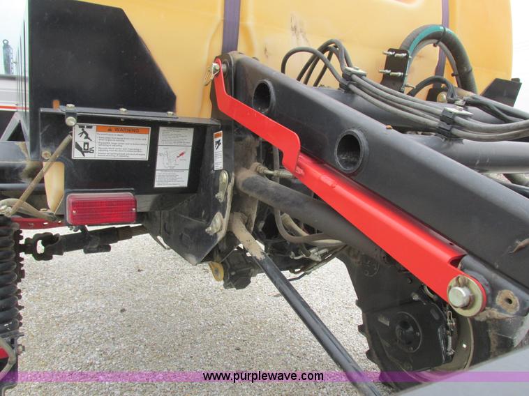 image for item K2062 2005 SpraCoupe 4450 self-propelled sprayer