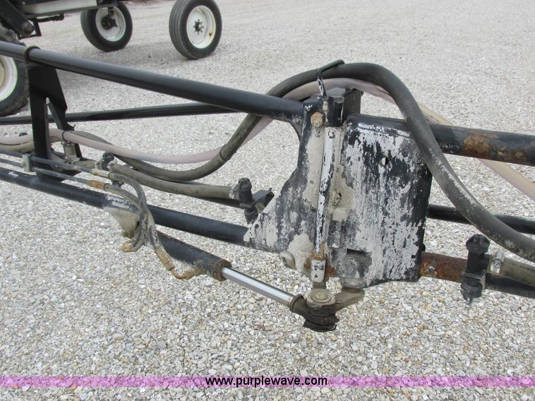 image for item K2062 2005 SpraCoupe 4450 self-propelled sprayer