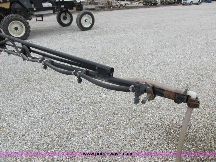 image for item K2062 2005 SpraCoupe 4450 self-propelled sprayer