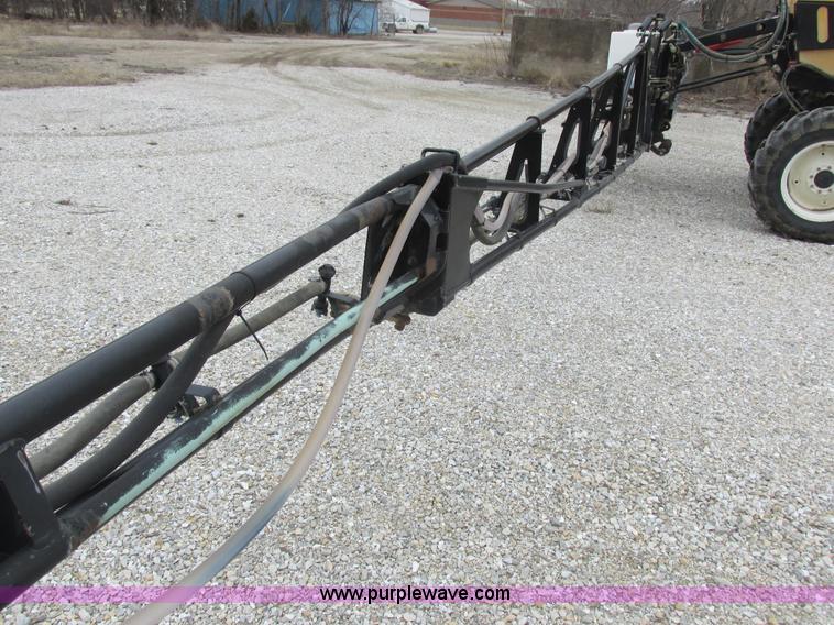 image for item K2062 2005 SpraCoupe 4450 self-propelled sprayer