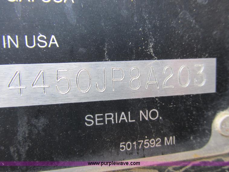 image for item K2062 2005 SpraCoupe 4450 self-propelled sprayer