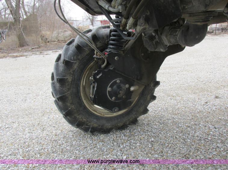 image for item K2062 2005 SpraCoupe 4450 self-propelled sprayer