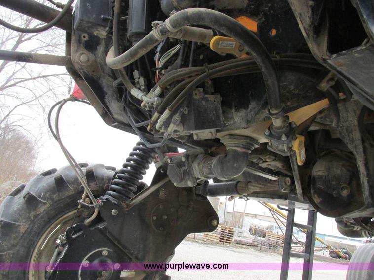 image for item K2062 2005 SpraCoupe 4450 self-propelled sprayer