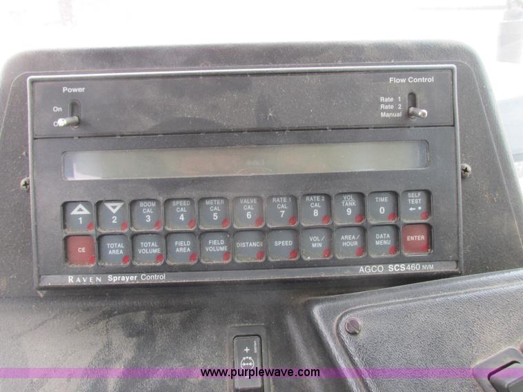 image for item K2062 2005 SpraCoupe 4450 self-propelled sprayer