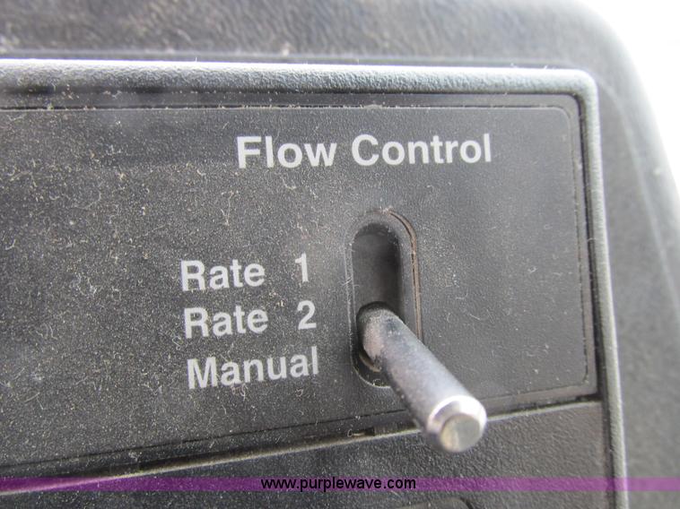 image for item K2062 2005 SpraCoupe 4450 self-propelled sprayer