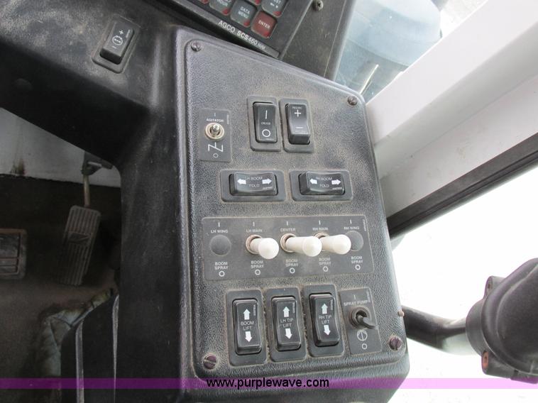 image for item K2062 2005 SpraCoupe 4450 self-propelled sprayer