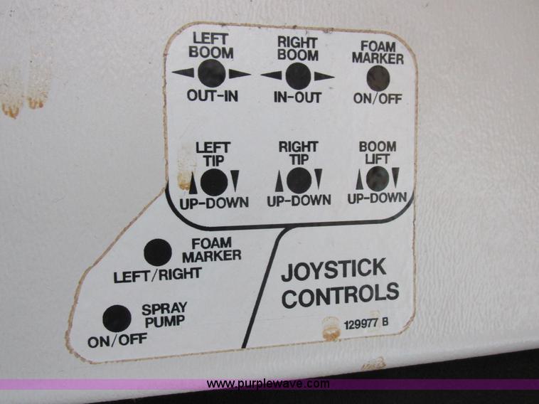 image for item K2062 2005 SpraCoupe 4450 self-propelled sprayer