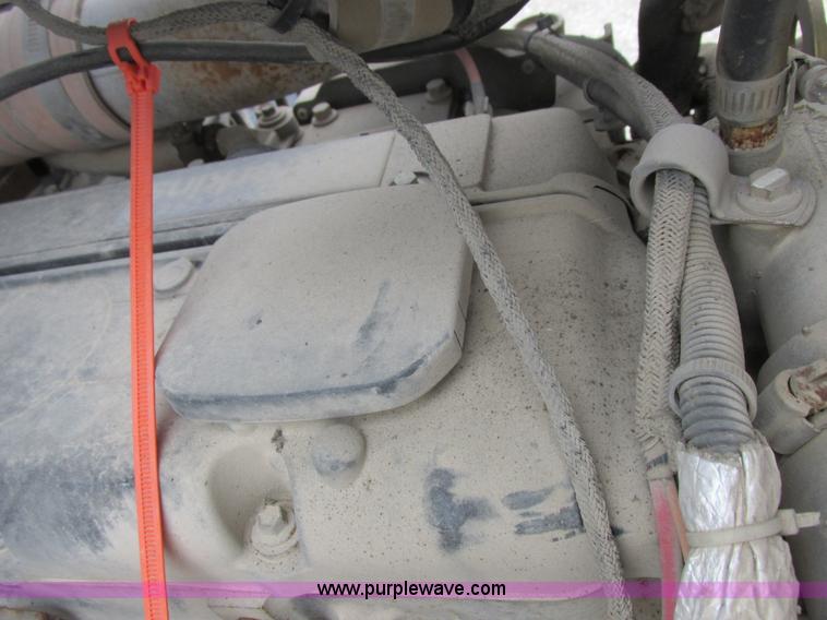 image for item K2062 2005 SpraCoupe 4450 self-propelled sprayer