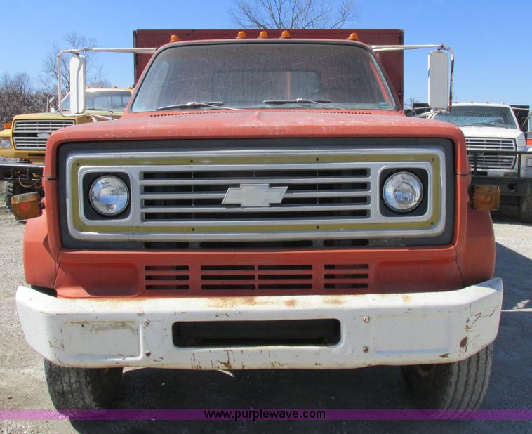 image for item K2063 1975 Chevrolet C65 grain truck