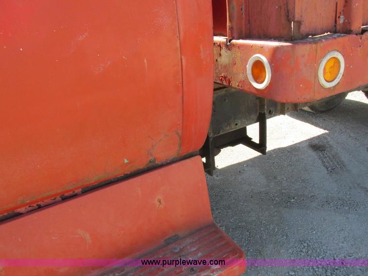 image for item K2063 1975 Chevrolet C65 grain truck