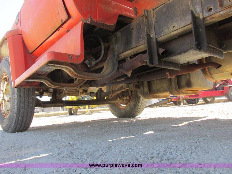 image for item K2063 1975 Chevrolet C65 grain truck