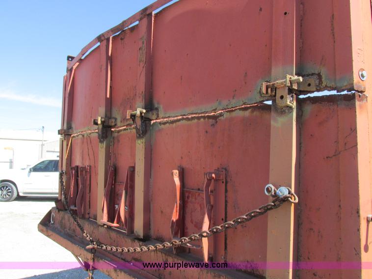 image for item K2063 1975 Chevrolet C65 grain truck