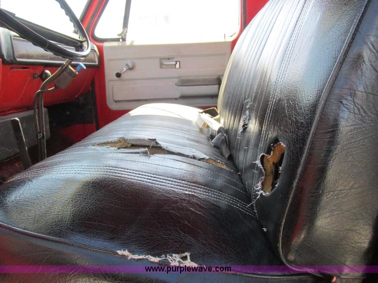 image for item K2063 1975 Chevrolet C65 grain truck