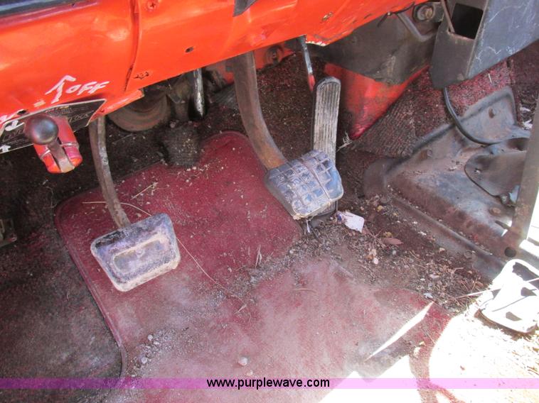 image for item K2063 1975 Chevrolet C65 grain truck