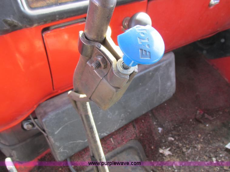 image for item K2063 1975 Chevrolet C65 grain truck