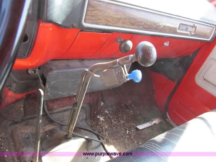 image for item K2063 1975 Chevrolet C65 grain truck