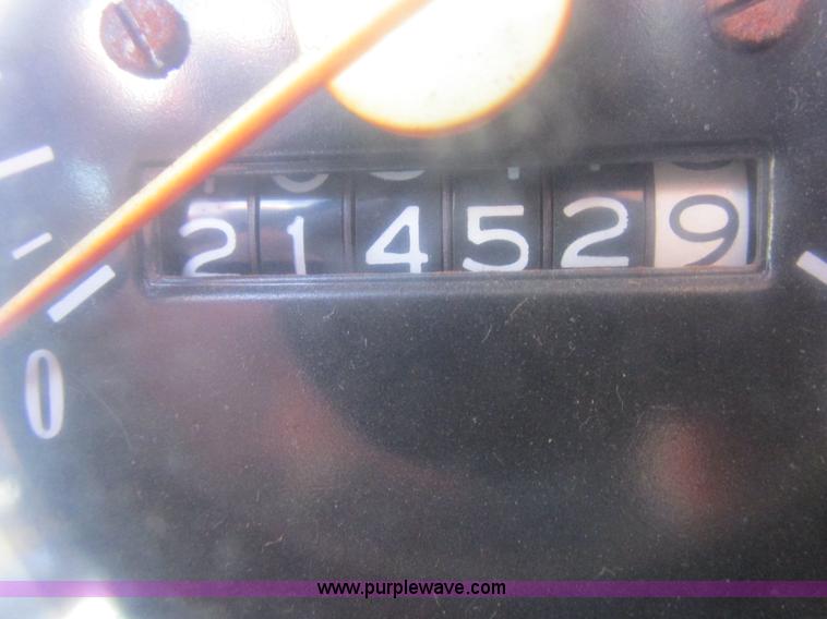 image for item K2063 1975 Chevrolet C65 grain truck