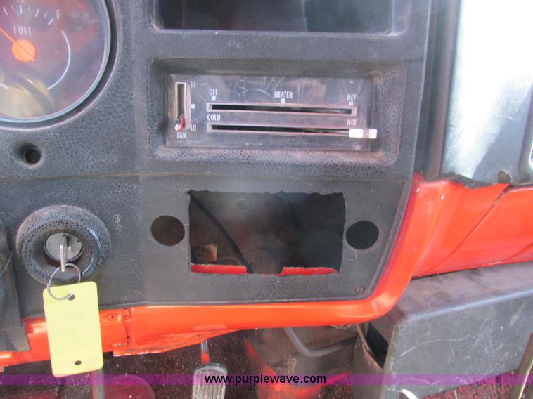 image for item K2063 1975 Chevrolet C65 grain truck