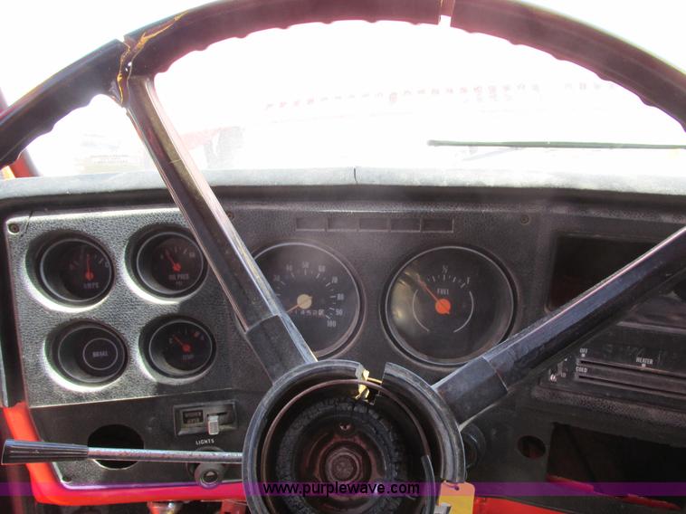 image for item K2063 1975 Chevrolet C65 grain truck