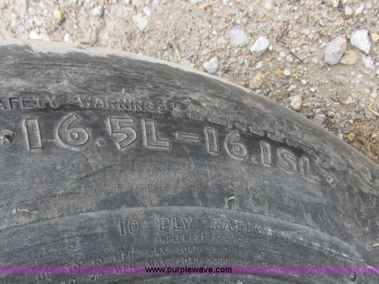 image for item K2073 2005 Case IH 1200 pivot transport planter