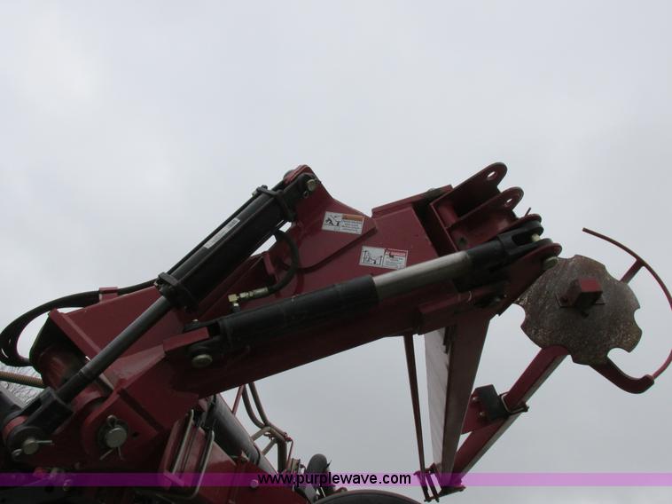 image for item K2073 2005 Case IH 1200 pivot transport planter