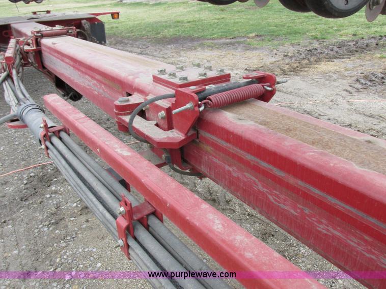 image for item K2073 2005 Case IH 1200 pivot transport planter