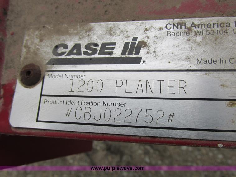 image for item K2073 2005 Case IH 1200 pivot transport planter