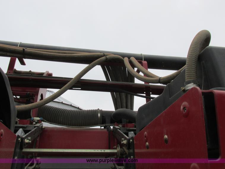 image for item K2073 2005 Case IH 1200 pivot transport planter