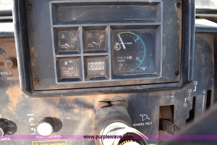 image for item K2386 1982 Case 4490 4WD tractor