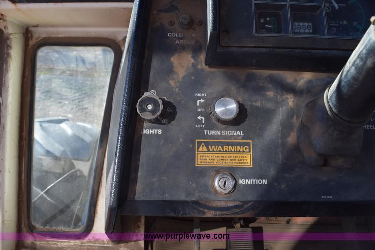 image for item K2386 1982 Case 4490 4WD tractor